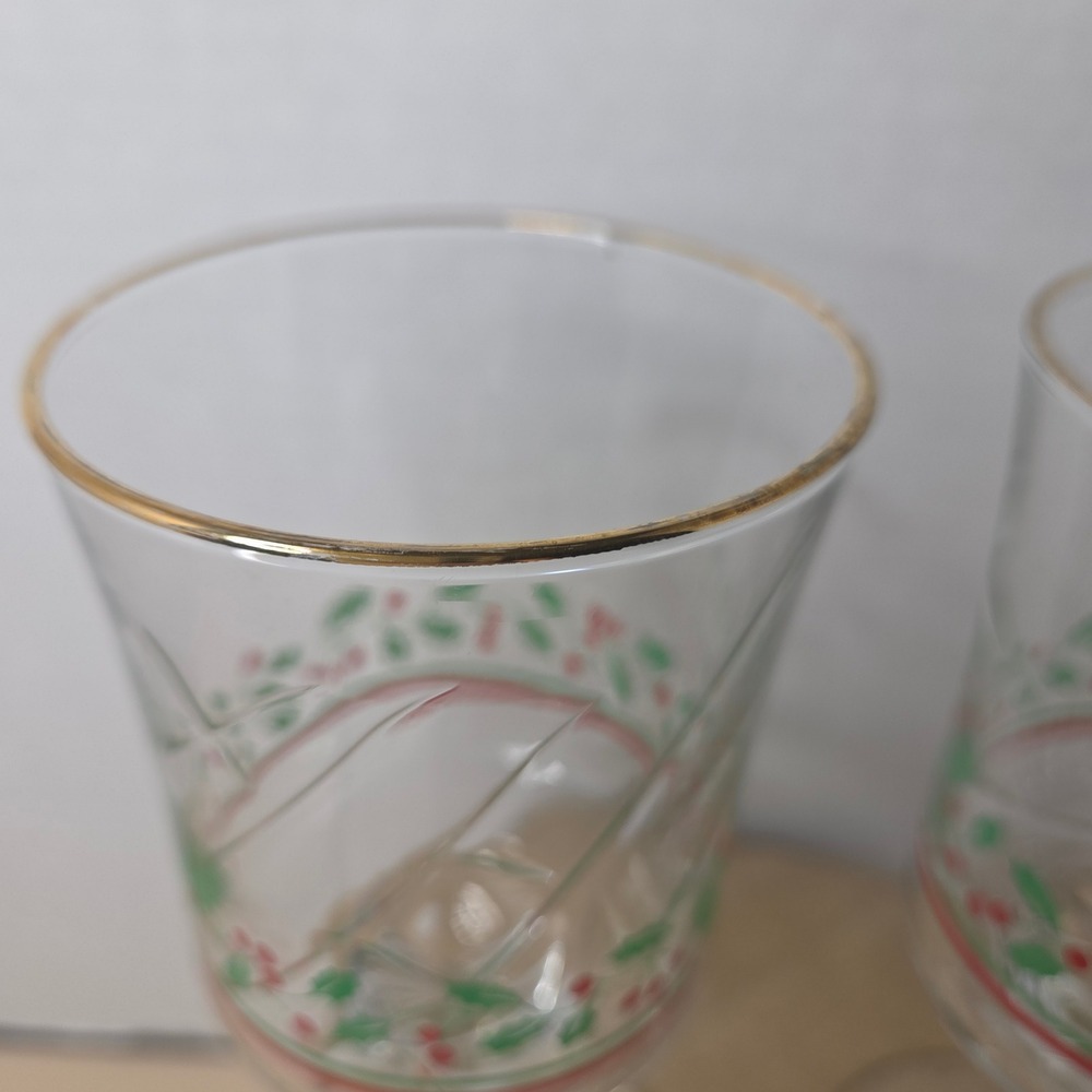 Libbey's Holiday Wine Glasses with Holly Berry and Gold Trim, Set of 2 - Picture 2 of 8